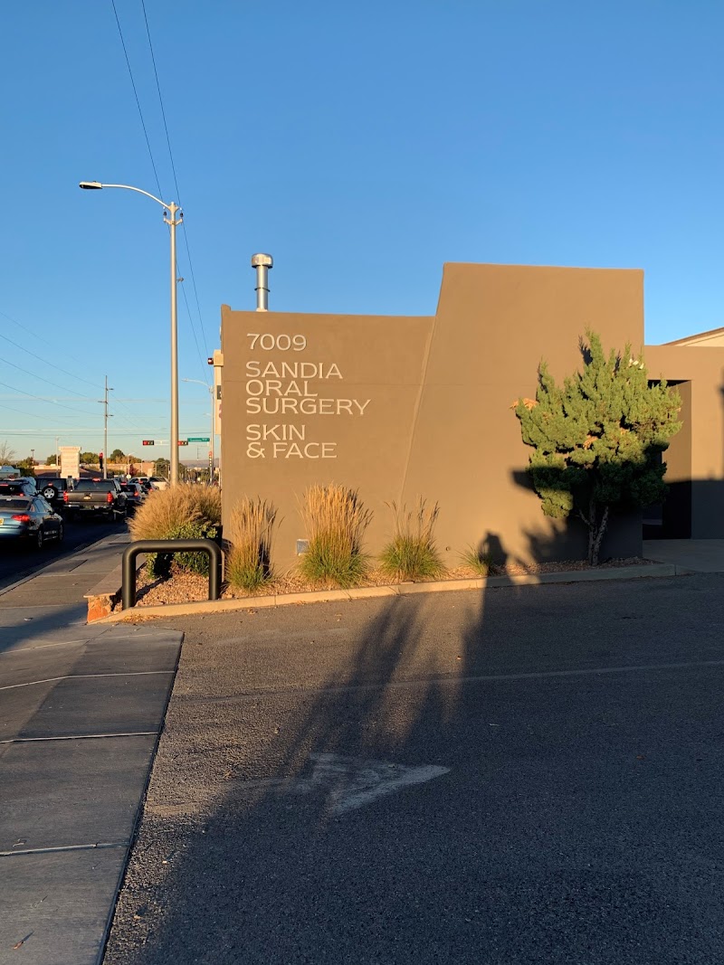 Sandia Cosmetic Surgery cover image