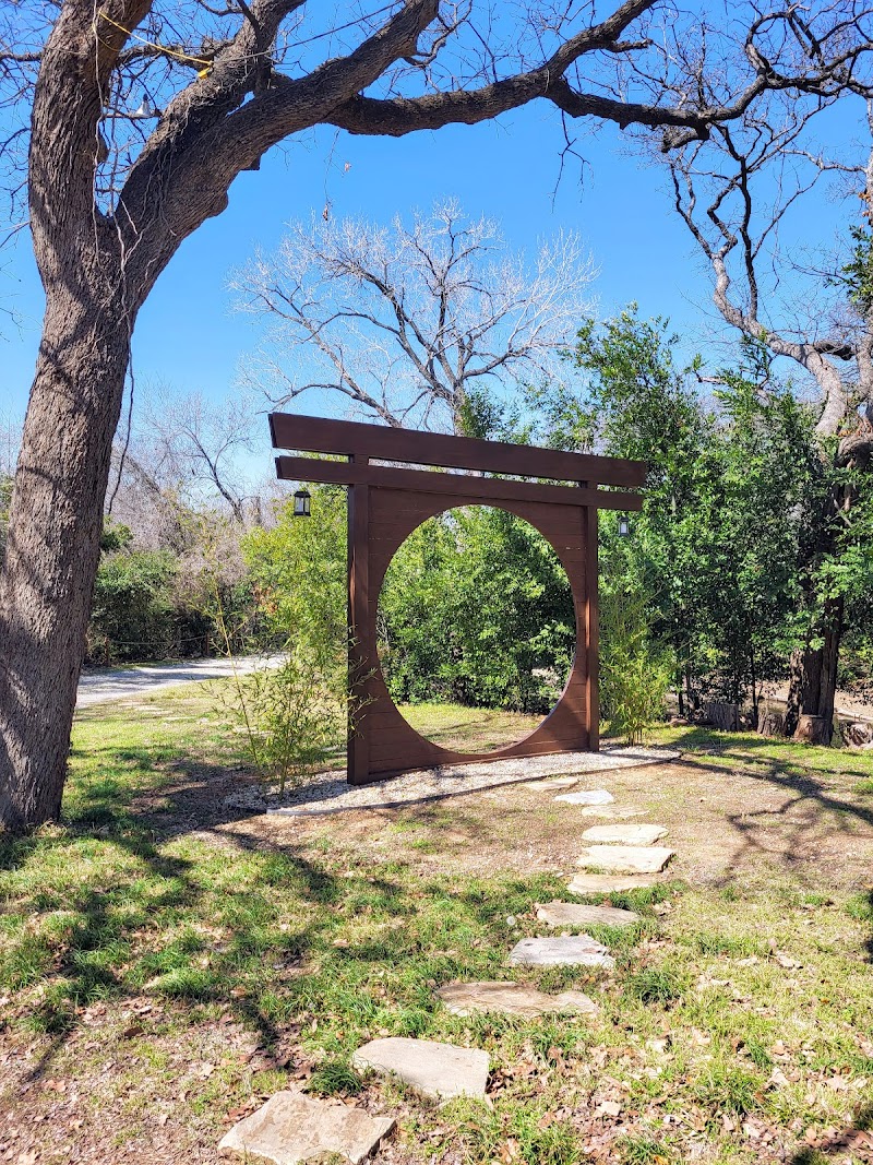 Thiền Viện Suối Từ cover image