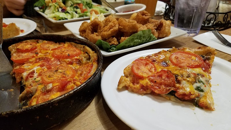 Lou Malnati's Pizzeria cover image