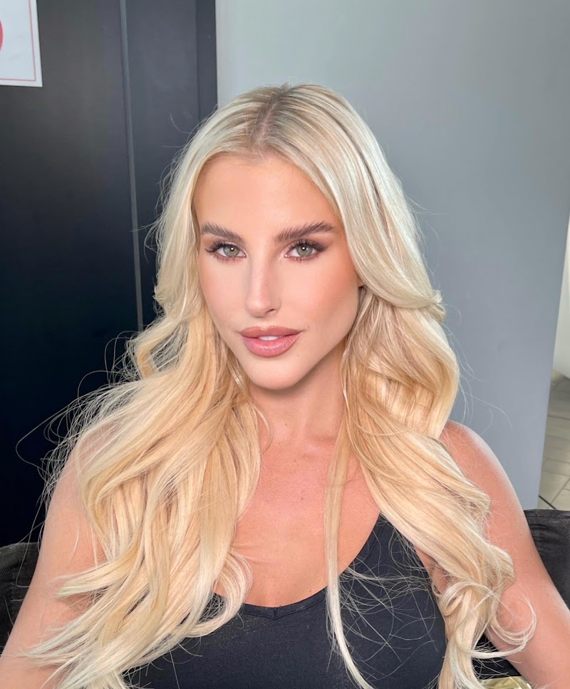 Backstage Makeup Professionals (top rated makeup) cover image