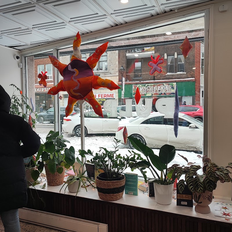 Librairie Pulp Books & Cafe cover image