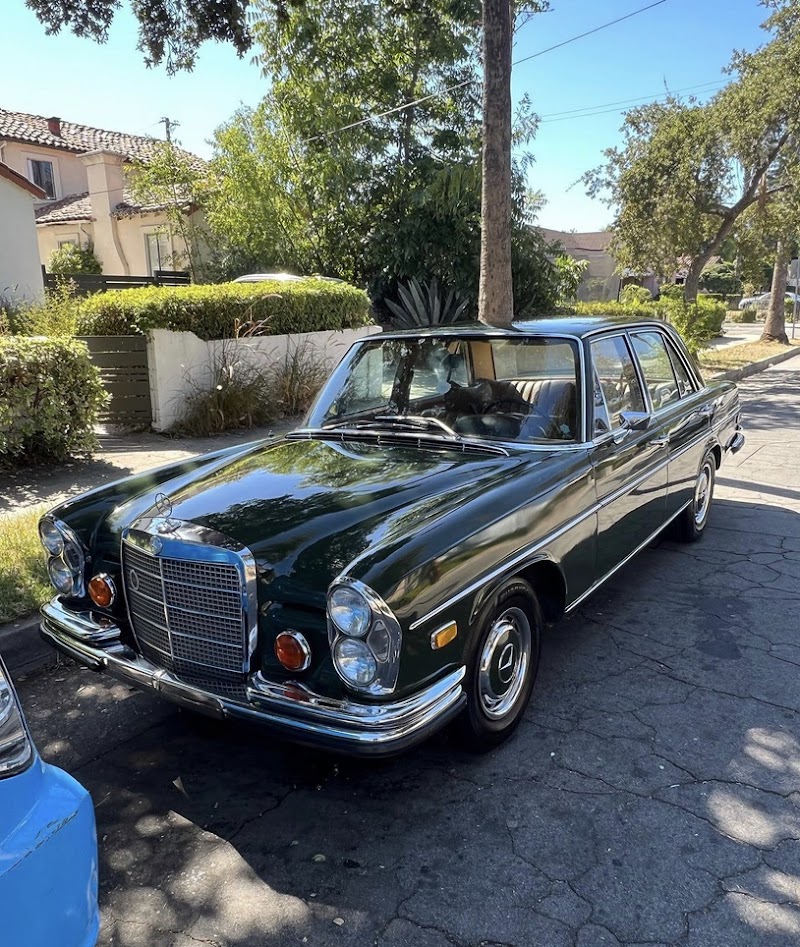 Birds Auto Detail and Ceramic Coatings cover image