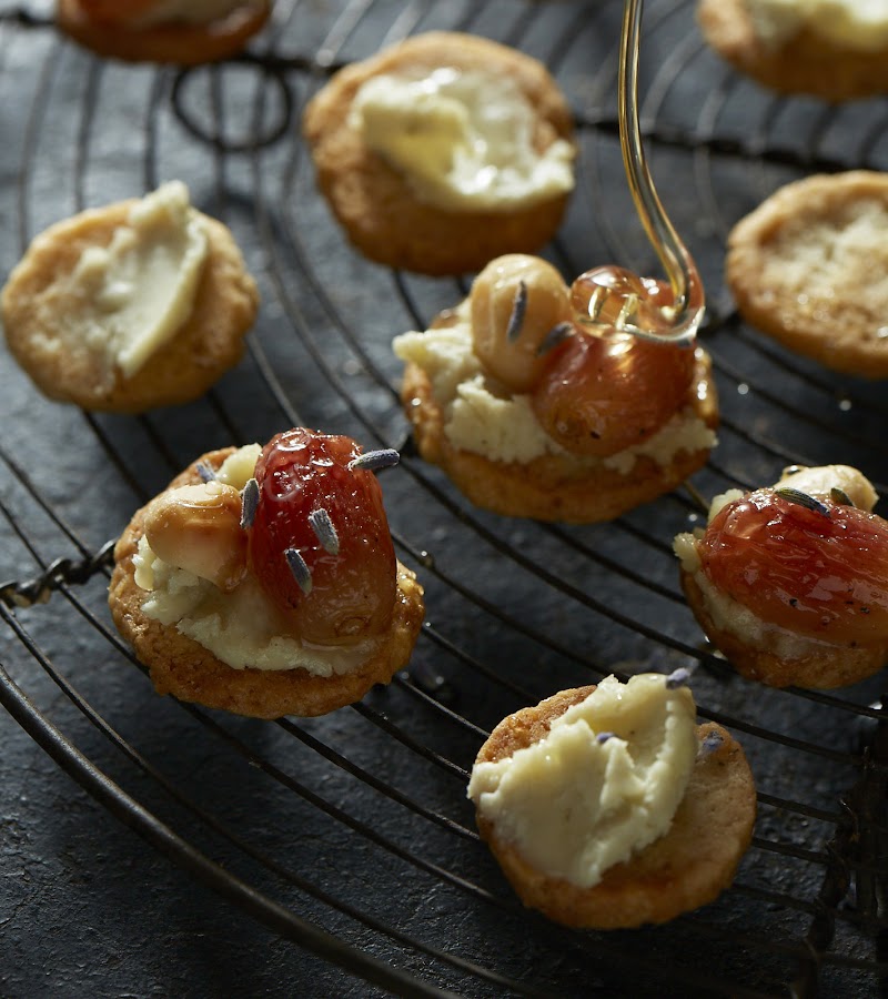 Chowgirls Catering cover image