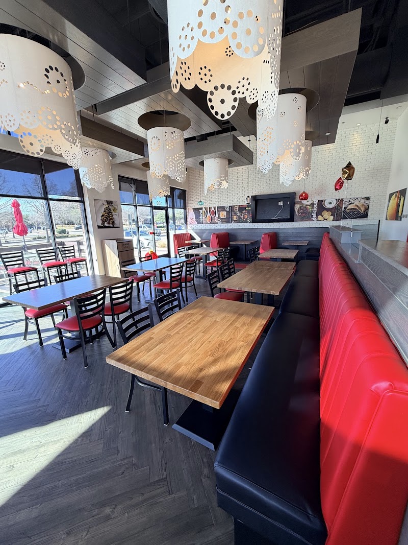 Madras Mojo Indian Restaurant cover image