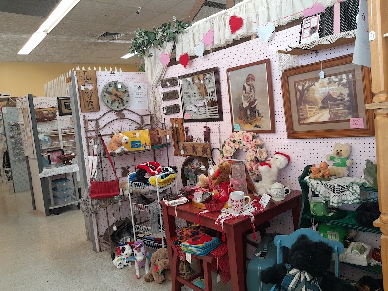 Craftiques Mall cover image