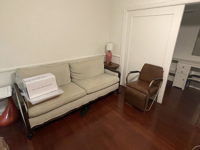 LA Maid Service & House Cleaners cover image