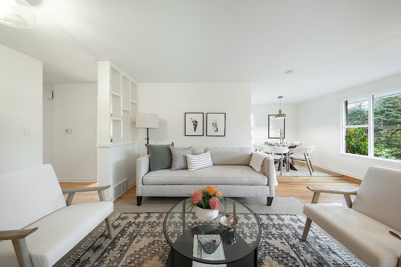 Emily Wang Real Estate Agent in Seattle, Washington | Windermere Midtown | BEST REALTOR cover image