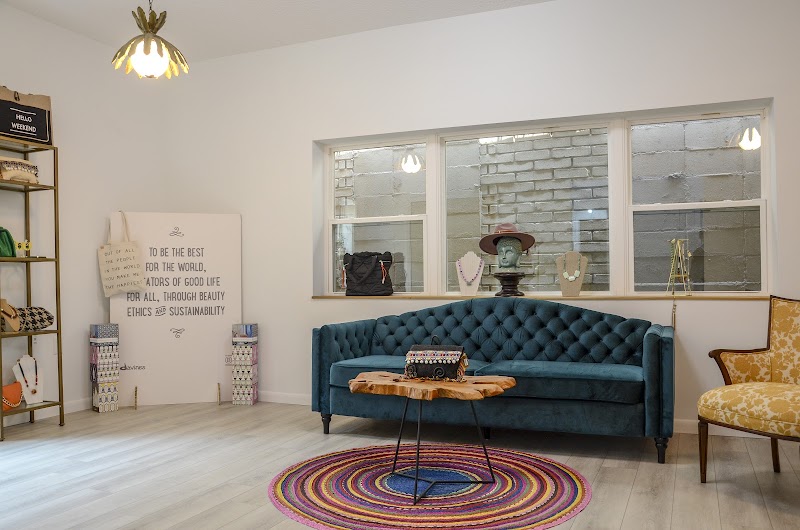 Verde Eco-Salon & Boutique cover image