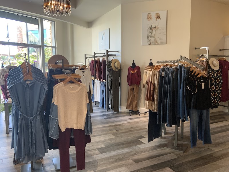 Mainstream Boutique - Aurora cover image