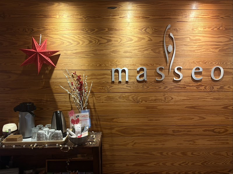 Clinique Masseo cover image