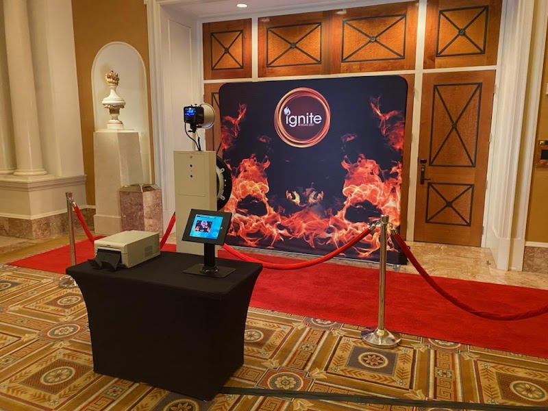 Joy Squad Photo Booth Rentals cover image