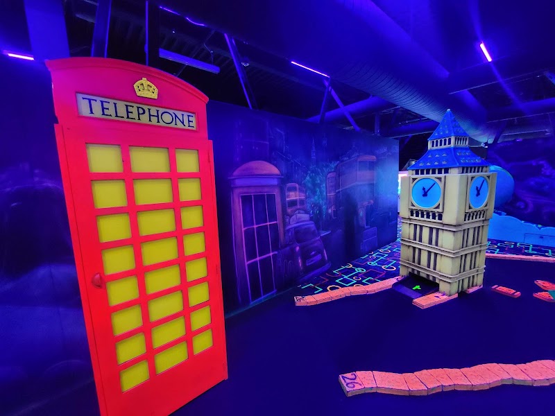 GLO Mini Golf |Arcade | Virtual Reality | Ice Cream Bar cover image