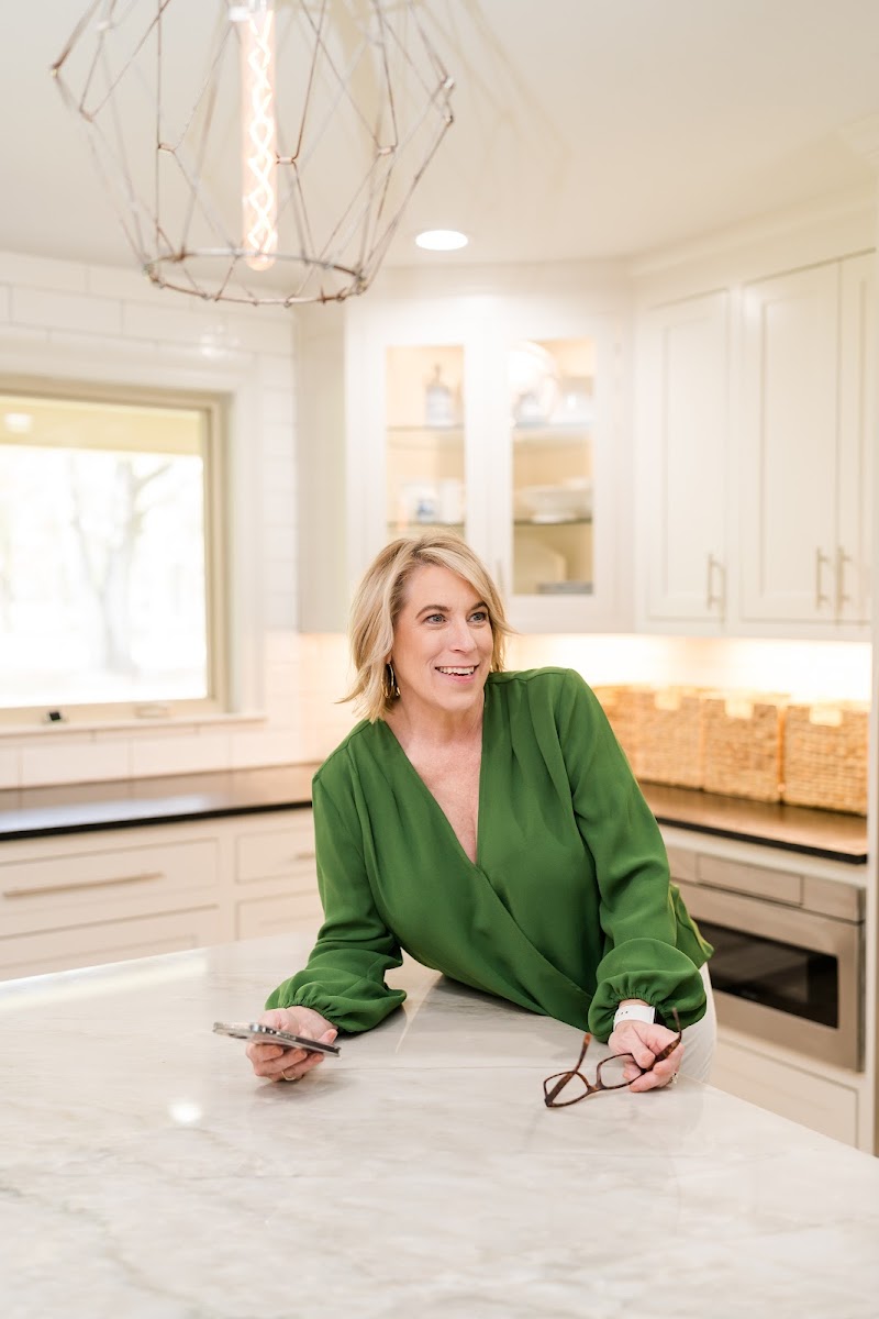 Dolce Vita Inc cover image