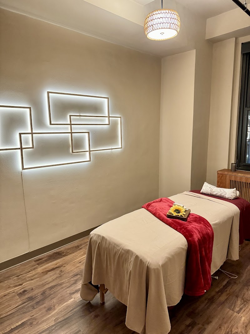 Luxsa Thai Spa NYC cover image