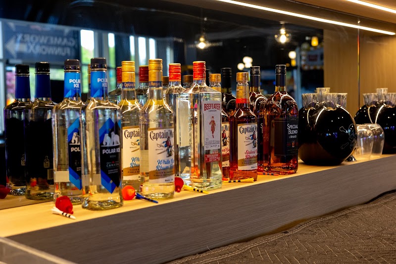 Kingpin Bowlounge Boston Pizza cover image