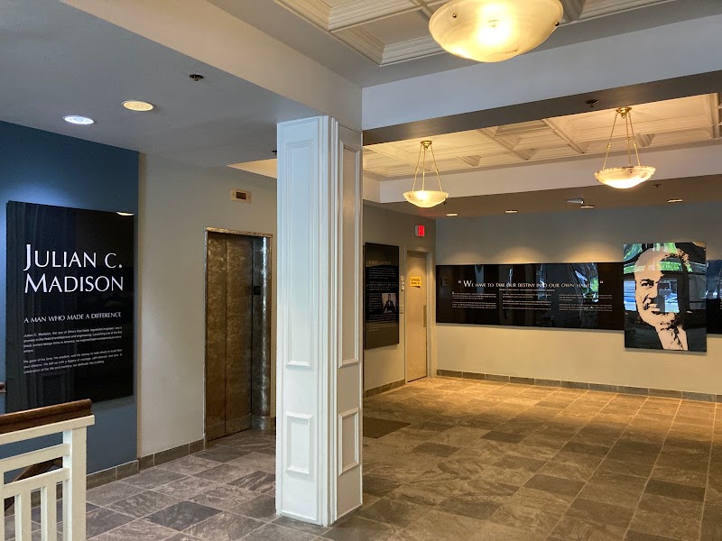 Detroit Internet Marketing cover image