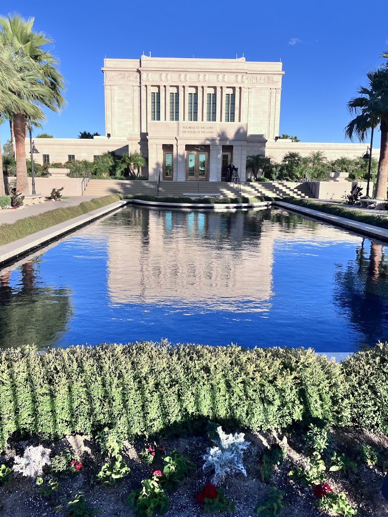 Mesa Arizona Temple Visitors' Center cover image