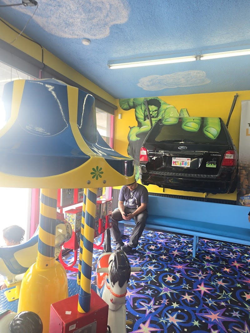 Pelitos Hair Salon For Kids & Adults cover image