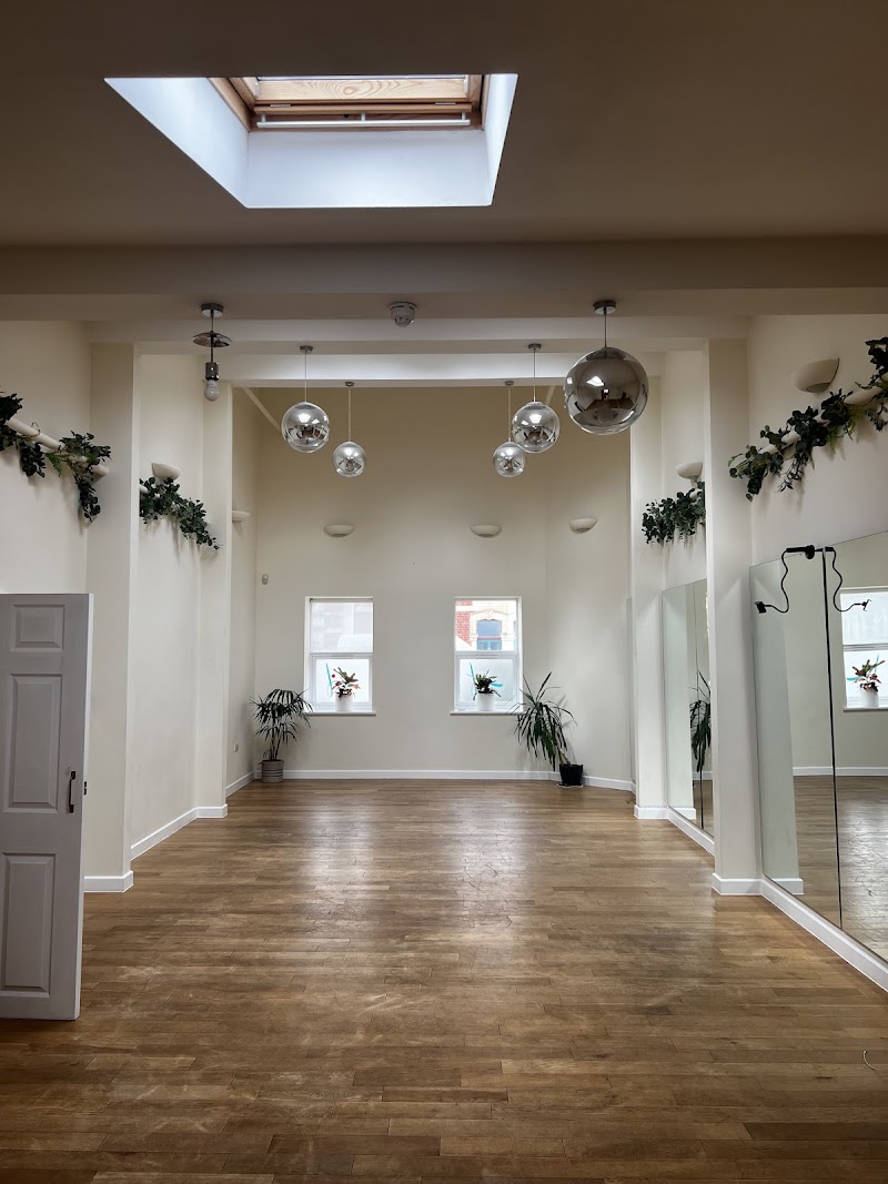 Fresh Dance & Arts Centre cover image