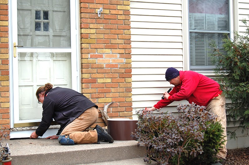 Rainbow Pest Experts cover image