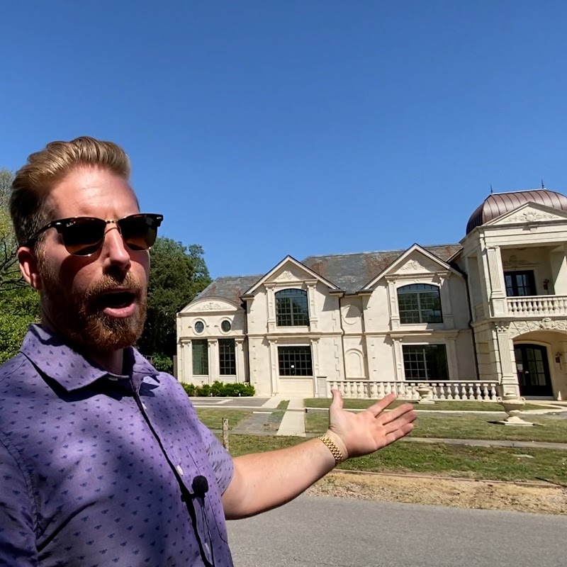 Living in Dallas Texas Team cover image