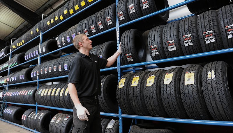 ETB Autocentres - Tyres & MOT - Bristol Fishponds cover image