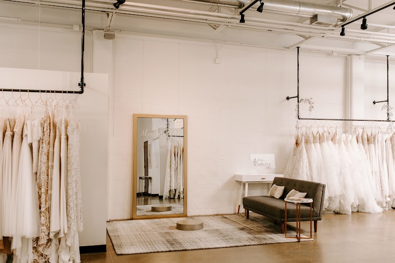 a&bé x anna bé bridal shop dallas cover image