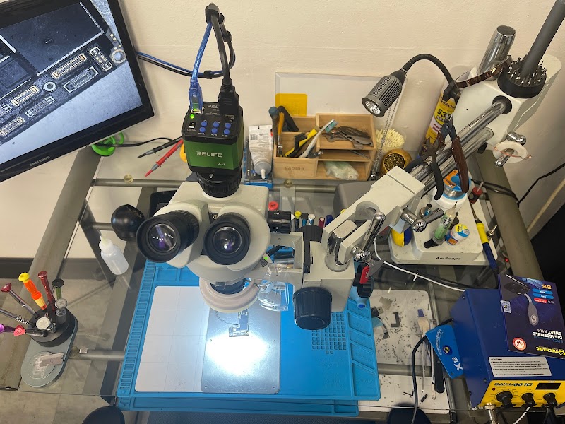 iFix Repair Center cover image