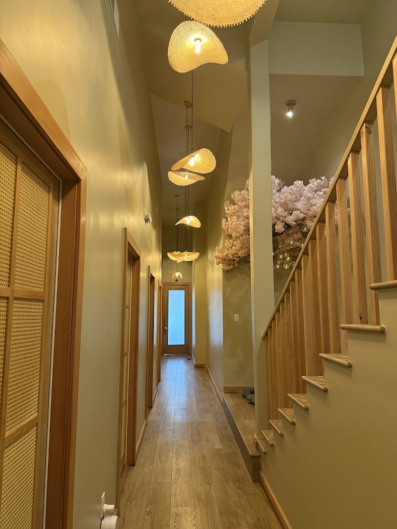 Wela Thai Massage and Spa cover image