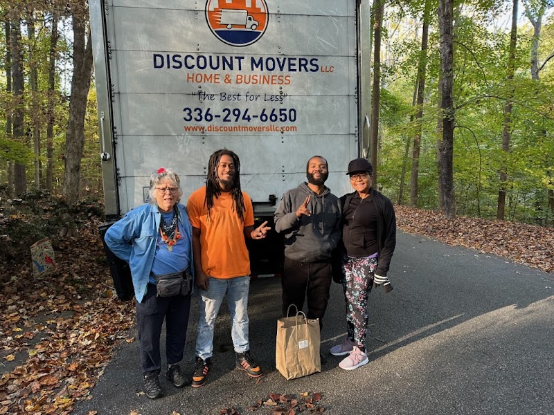 Discount Movers WSLLc cover image
