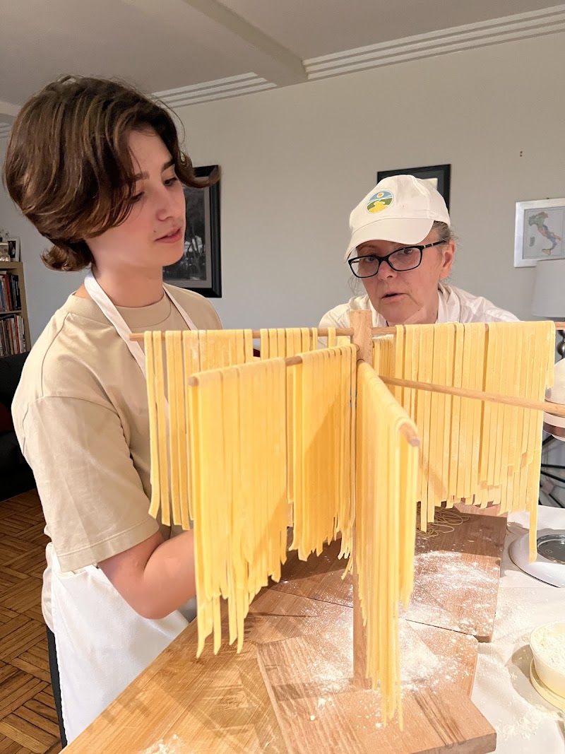 Cozymeal Cooking Classes cover image