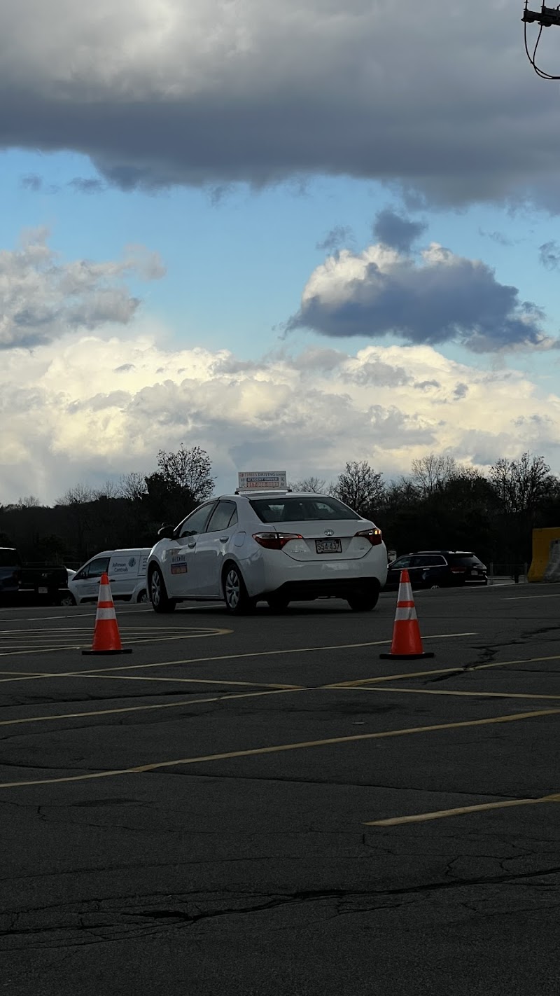 Times Driving School (时代驾校) cover image