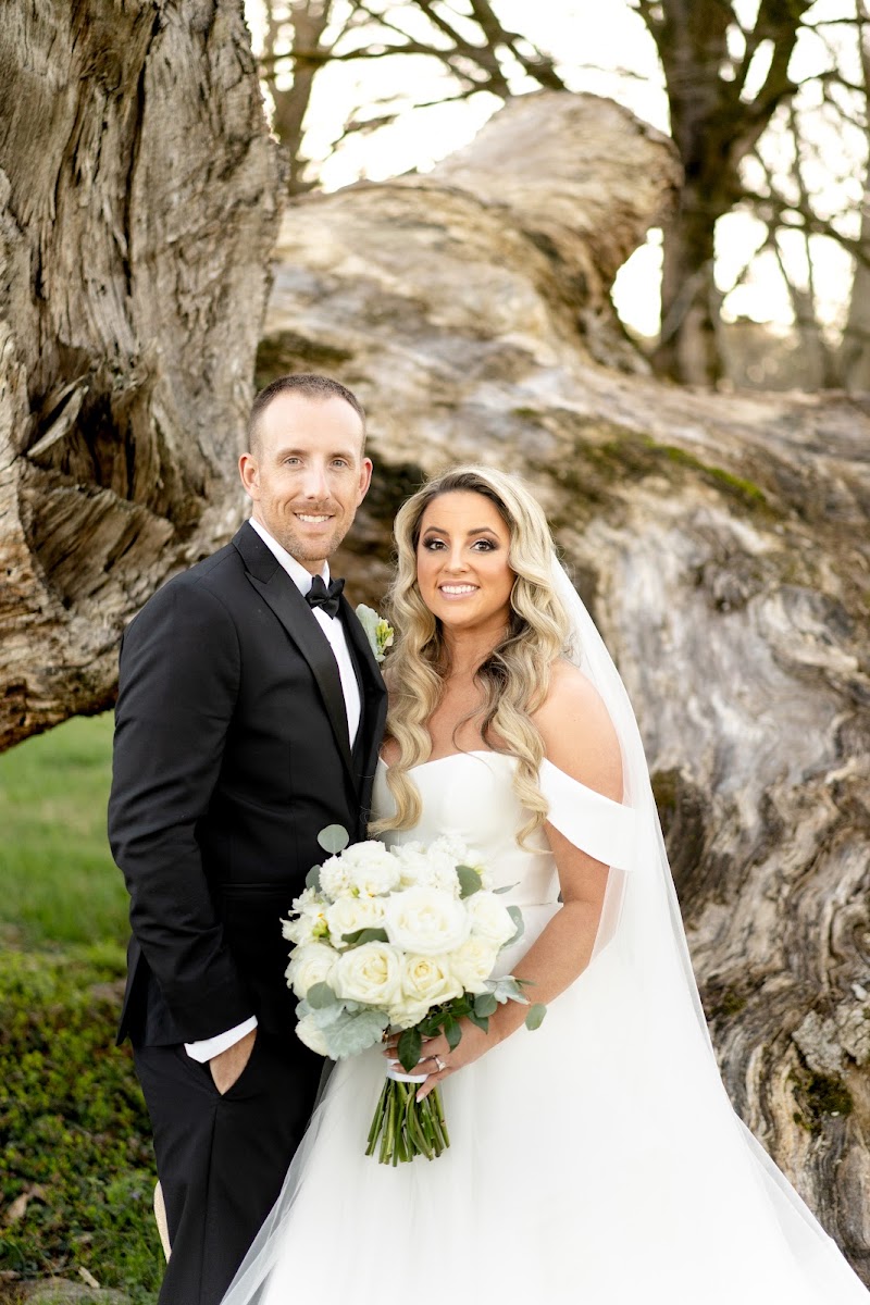 A Glamour Affair: Atlanta's Best On Location Bridal, Wedding, & Special Event Makeup & Hair cover image