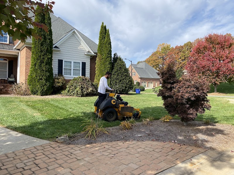 Perez Lawn Care LLC cover image