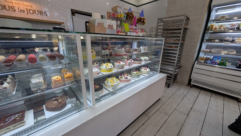 Tous les Jours Cafe cover image