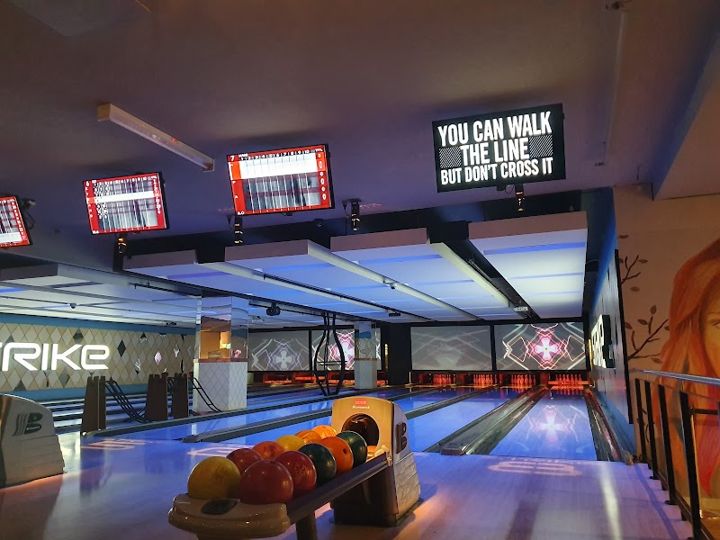 Strike Bowling Entertainment Quarter cover image