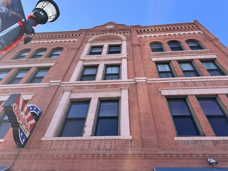 nVest Advisors, LLC cover image