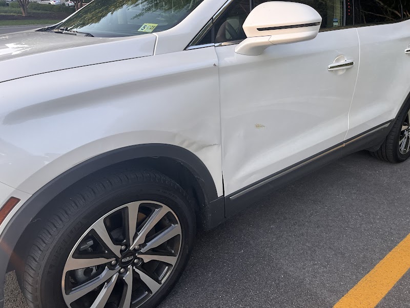 Mizelles & Rays Collision Center, Inc cover image