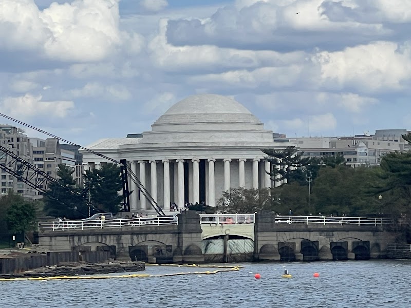 Boomerang Boat Tours cover image