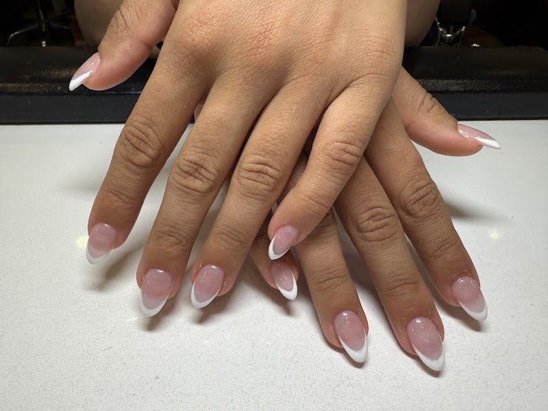 Elegant Nails & Waxing (Happy Hours: 10% OFF Coupon) cover image
