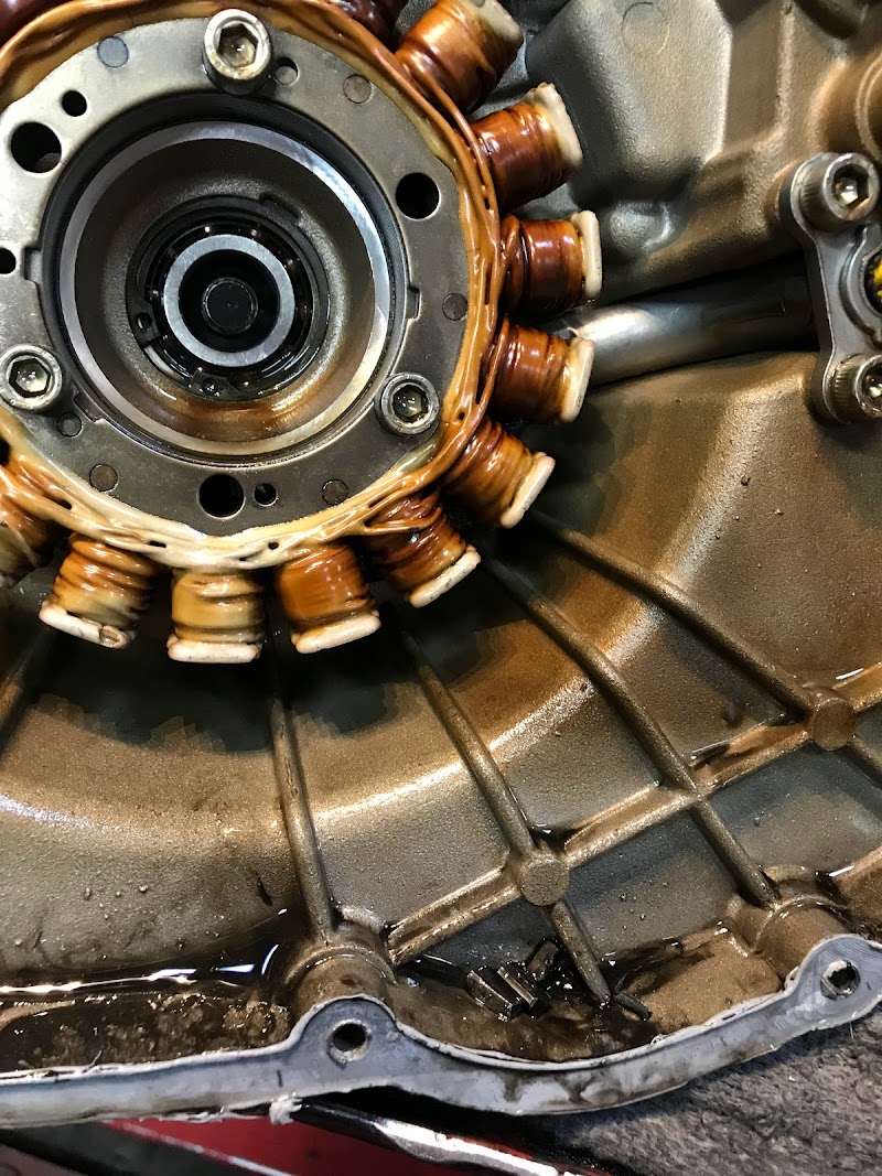 Moto Lucia - Repair and Storage cover image