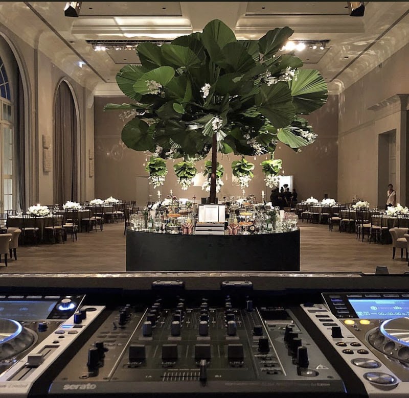 Gldn Dj Co cover image