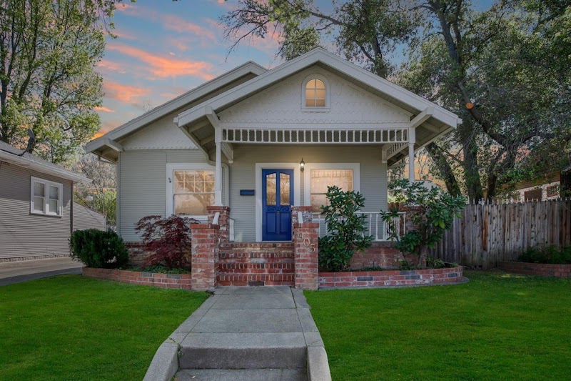 Antonio Cardenas Realtor - Coldwell Banker Realty - Real Estate Agent in Sacramento, CA cover image