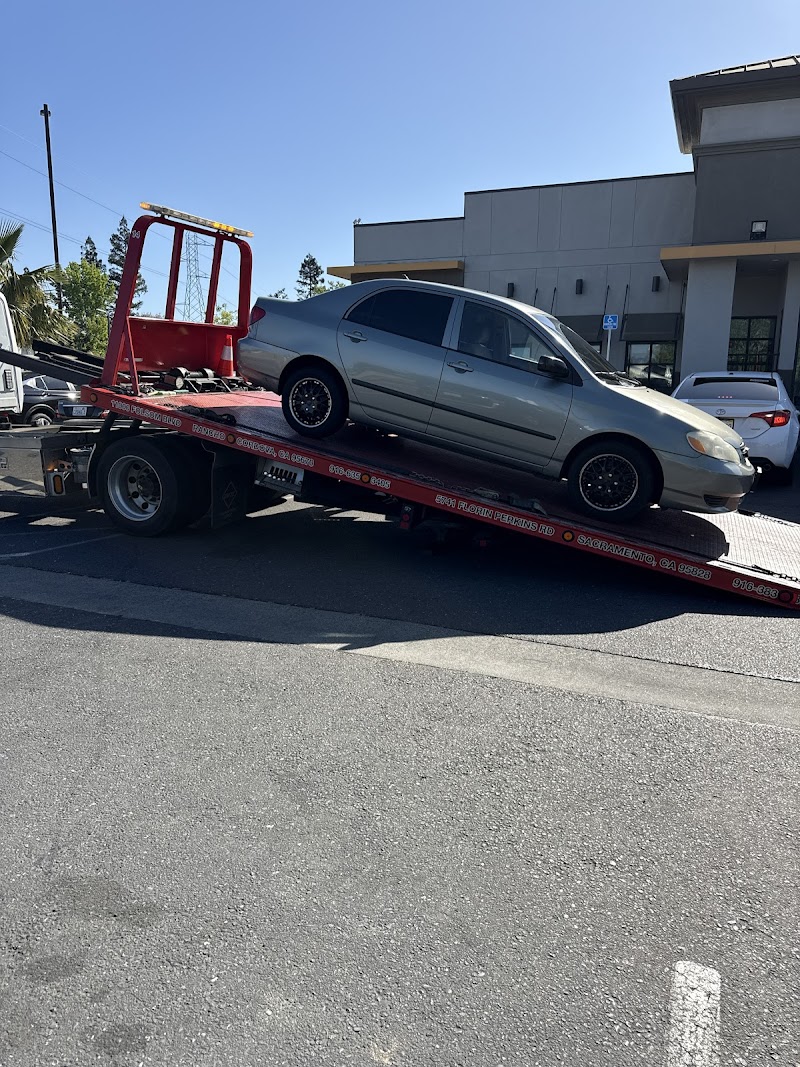 Capitol City Towing cover image