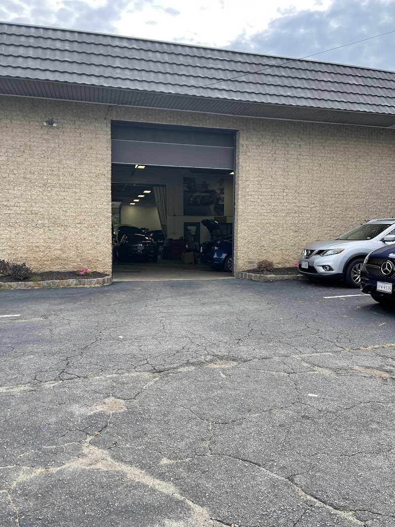 Burleighs Auto Body cover image