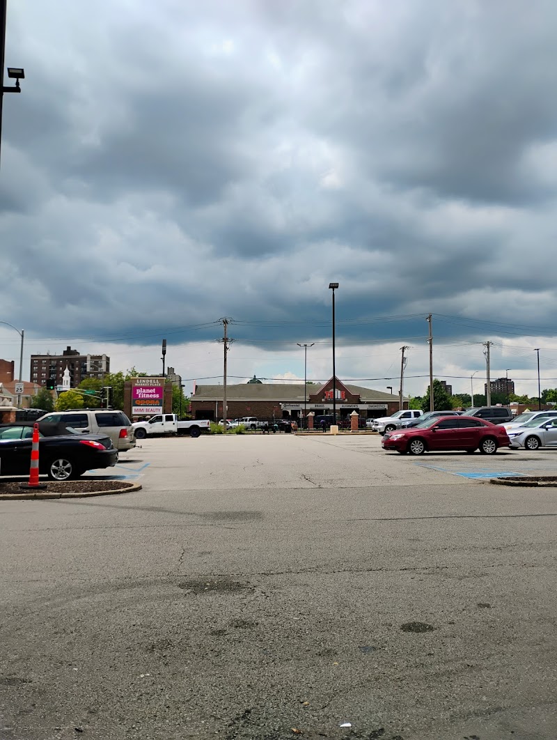 Telle Tire & Auto Centers Central West End cover image