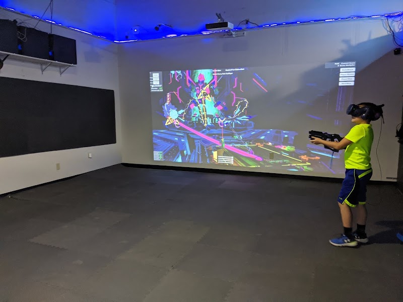 Zion Virtual Reality Family Entertainment: Free-walk VR – move around for real cover image