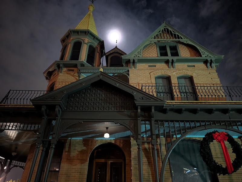 Phoenix Ghosts : Ghost Tours & Haunted Pub Crawls cover image