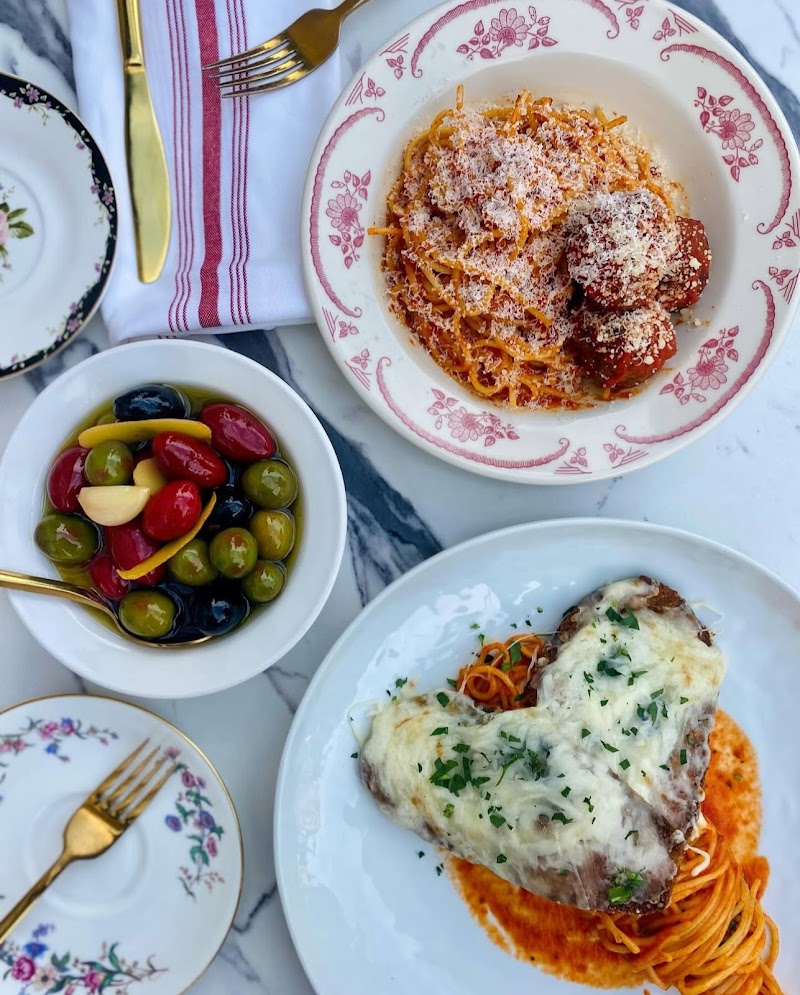 Mama’s on Main cover image