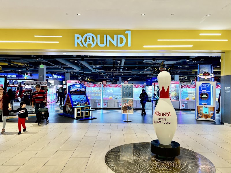 Round1 Bowling & Arcade Burbank Town Center cover image